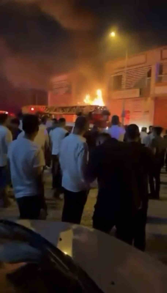 Yangına müdahale ederken yüksekten düşen itfaiye eri tedavi altında