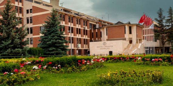 Anadolu Üniversitesi 36 Akademik Personel Alacak: Başvurular Başladı