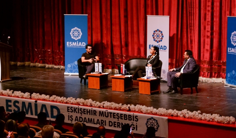 Türkiye ve Dünya Ekonomisi Eskişehir’de Konuşuldu