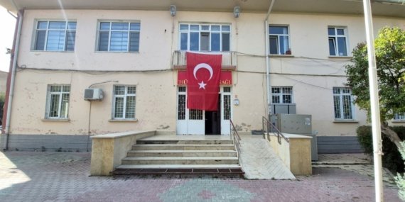 Eskişehir’de “kız meselesi” nedeniyle 1 kişinin bıçaklandığı olayla ilgili 3 şüpheli tutuklandı