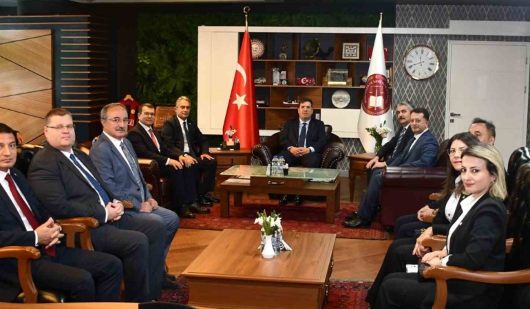 Eskişehir’de yeni adli yıl programı Can Tuncay’ın ziyaretiyle başladı