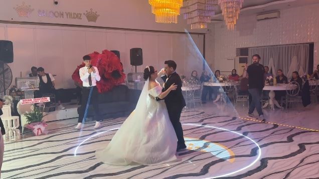 Yıllara ve yollara meydan okuyan aşk mutlu sonla bitti