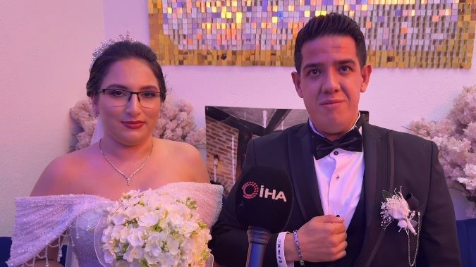 Yıllara ve yollara meydan okuyan aşk mutlu sonla bitti