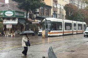 Eskişehir’de meteoroloji uyarı yaptı, sağanak yağış başladı