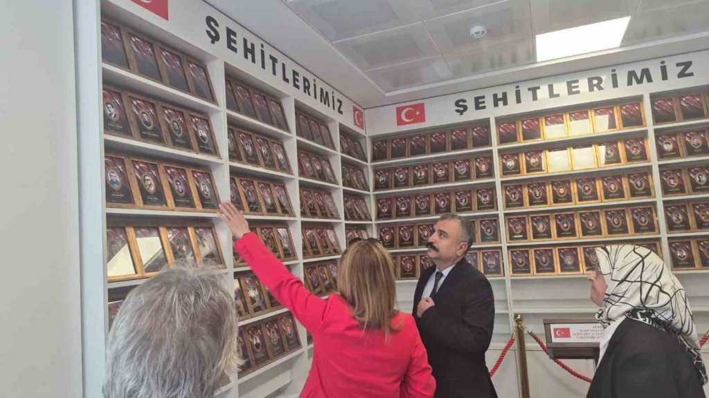 İl Müdürü Bayrak’tan Gaziler Günü’nde anlamlı ziyaret