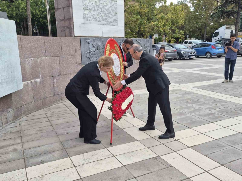 Eskişehir’de Eğitim-Öğretim Yılı ve İlköğretim Haftası töreni