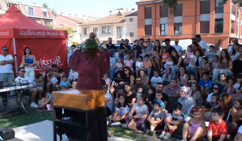 Uluslararası Eskişehir Porsuk Festivali 4’üncü gününde de coşkuyla sürdü