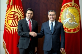 Kırgızistan Cumhurbaşkanı Caparov, TİKA Başkanı Eren’i kabul etti