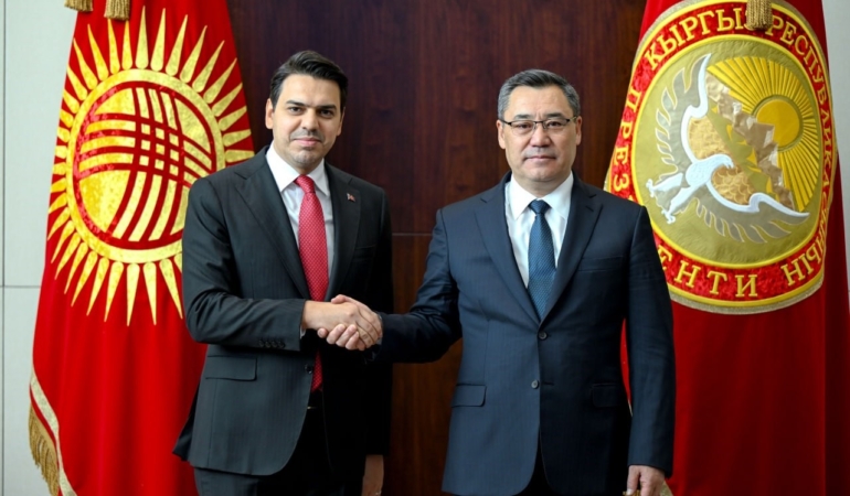 Kırgızistan Cumhurbaşkanı Caparov, TİKA Başkanı Eren’i kabul etti