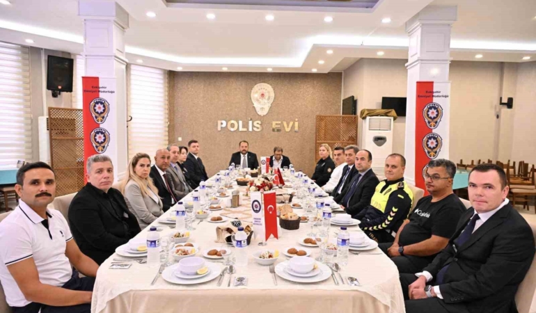 Eskişehir’de İl Emniyet Müdürü Yılmaz gazilerle buluştu