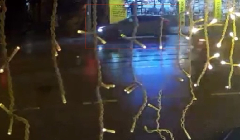 Eskişehir’de SUV araç çöp konteyneri ve panoya çarptı