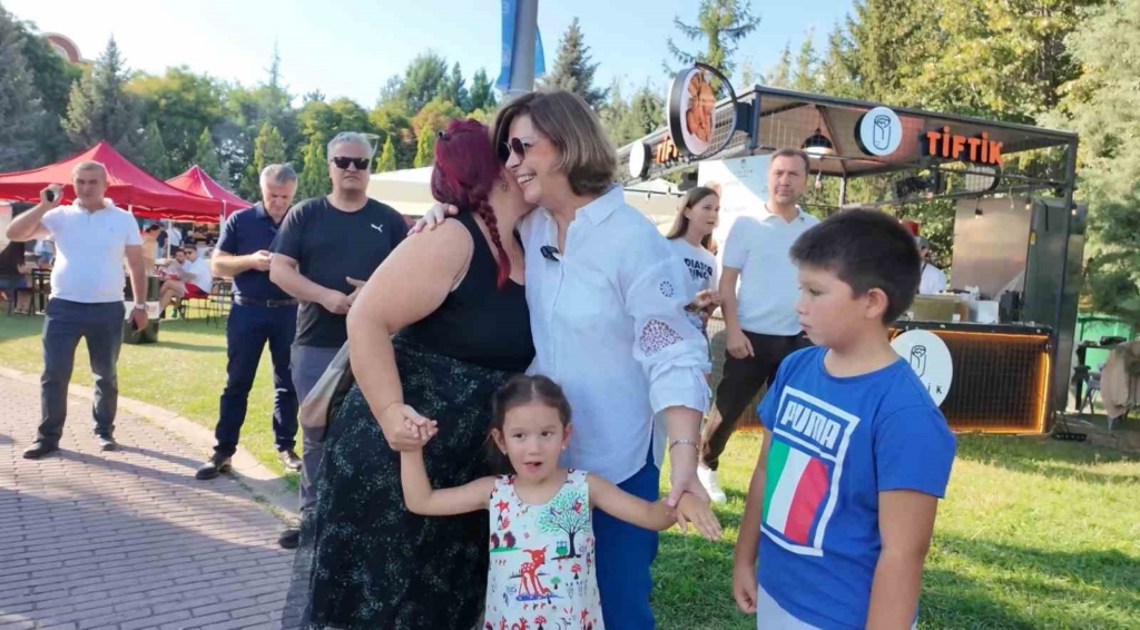 Uluslararası Eskişehir Porsuk Festivali 4’üncü gününde de coşkuyla sürdü