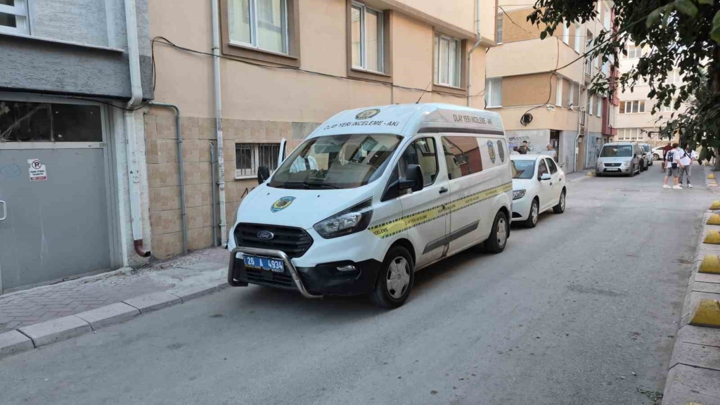 Eskişehir’de apartman deposunda şüpheli ölüm