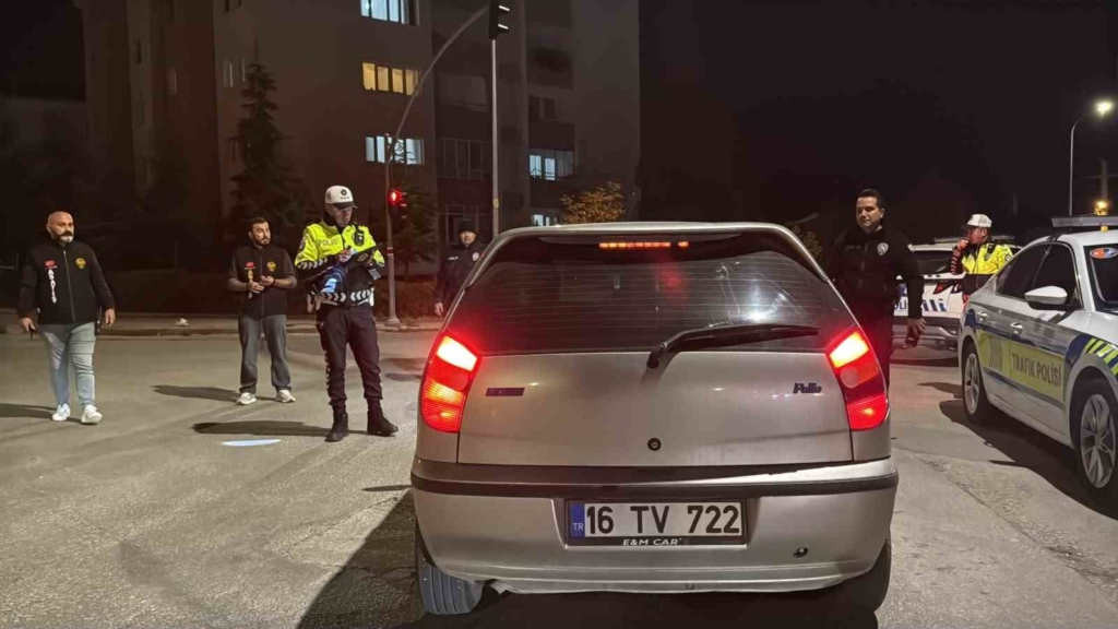 Eskişehir’de 100 polisin katıldığı asayiş ve trafik denetimleri