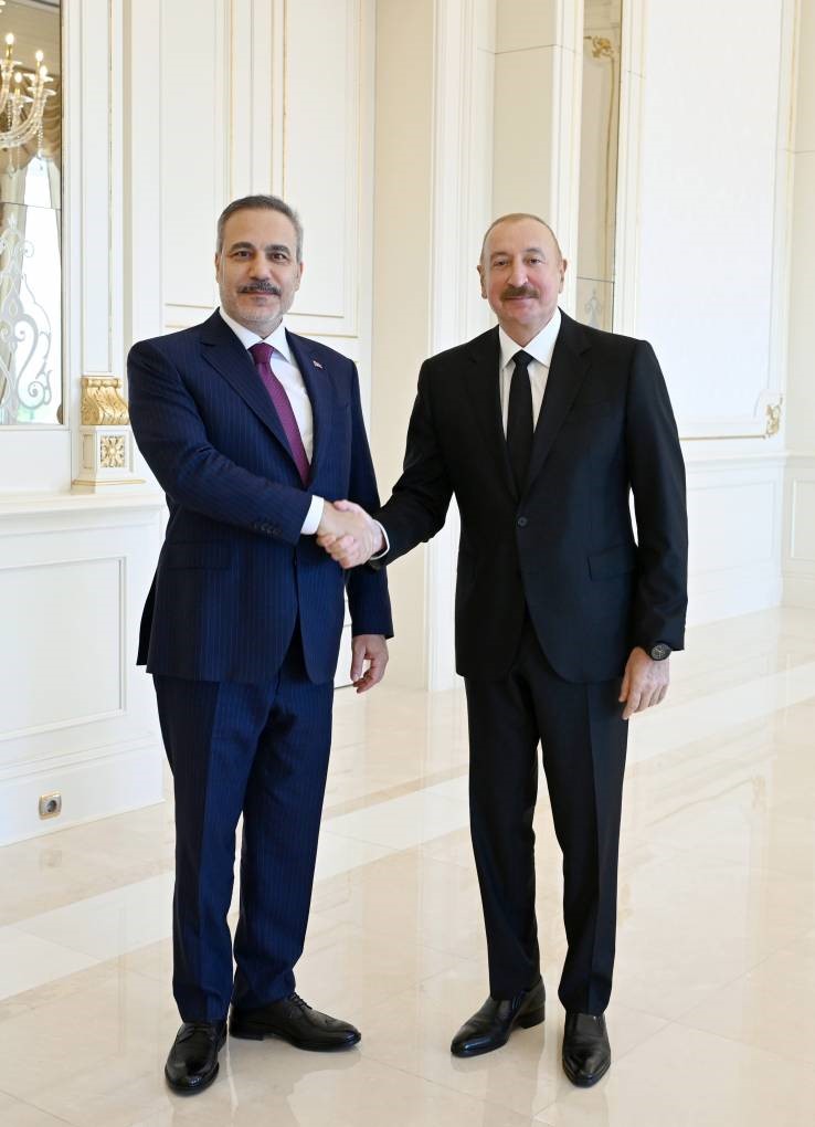 Bakan Fidan, Azerbaycan Cumhurbaşkanı Aliyev ile görüştü