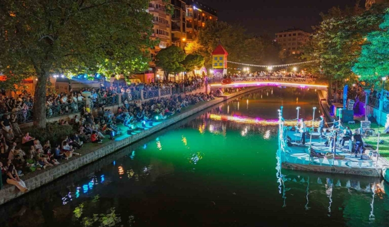 Eskişehir Porsuk Festivali’nde üçüncü gün coşkusu