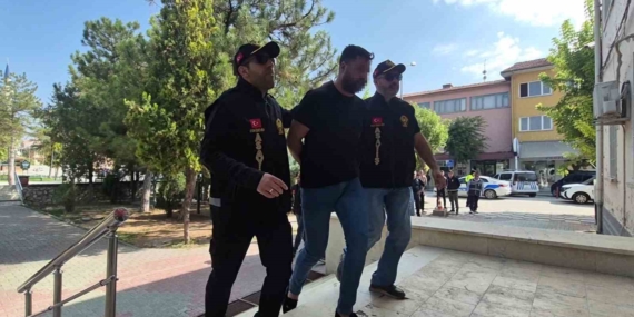 Eskişehir’de galerici gencin ölümünde 3 şüpheli adliyede