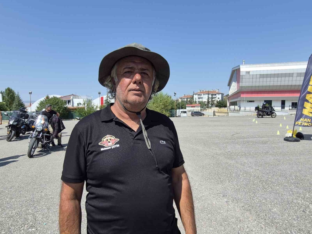 Motosiklet sürücülerine hayati eğitim