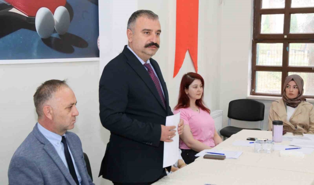 Eskişehir Aile ve Sosyal Hizmetler İl Müdürlüğü personeline ’Danışmanlık Tedbiri’ eğitimi verildi
