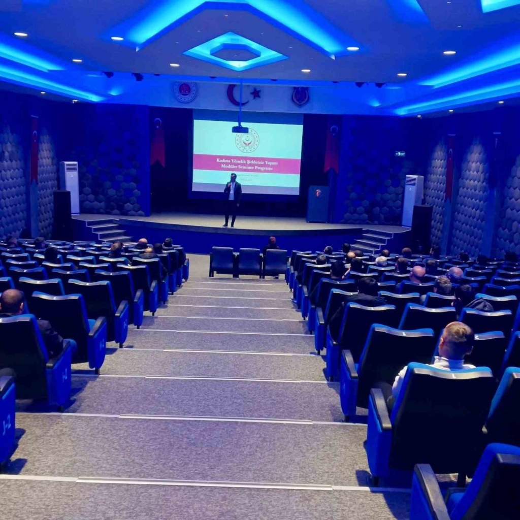 Eskişehir’de hükümlülere ’Kadına Yönelik Şiddetle Mücadele’ eğitimi