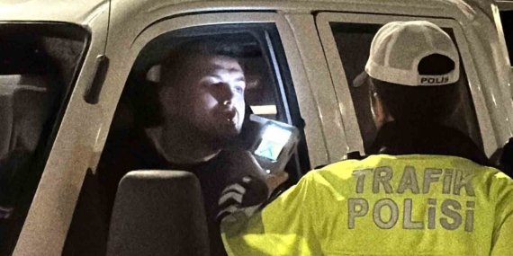 Eskişehir’de 100 polisin katıldığı denetimde 13 araca ceza
