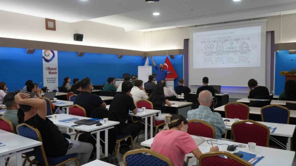 Eskişehir’de ’Yapay Zeka ile Veri Analizi Eğitimi’ düzenlendi