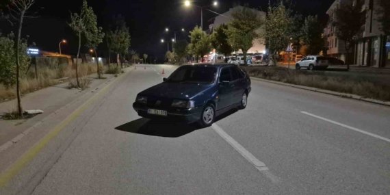 Eskişehir’de alkollü sürücü denetimde aracını bırakıp kaçtı