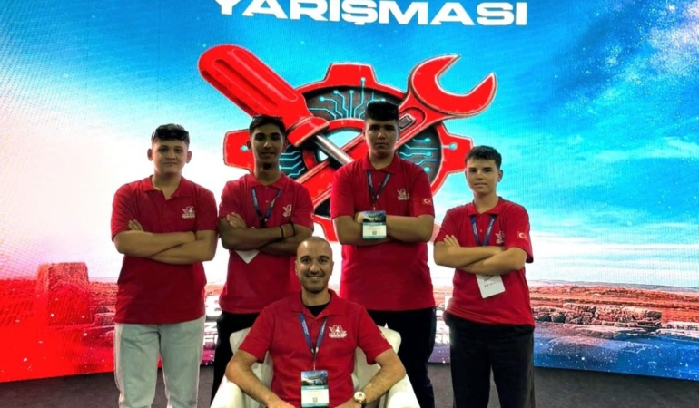 Eskişehirli öğrenciler TEKNOFEST 2026’ya damga vurdu