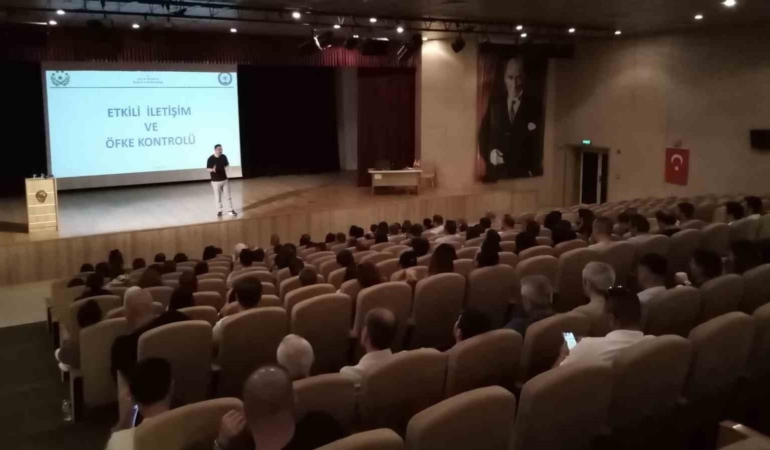 Eskişehir’de güvenlik personeline gelişim eğitimi düzenlendi