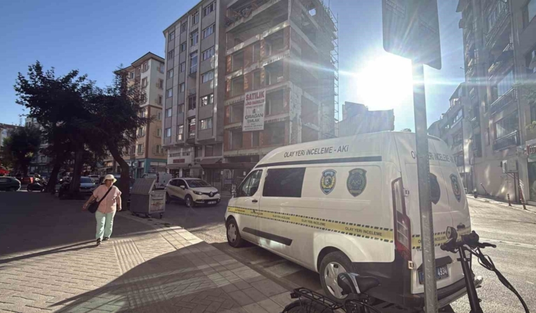 Eskişehir’de Evinde Ölü Bulunan Kadının Ölümü Şüpheli Değerlendirildi
