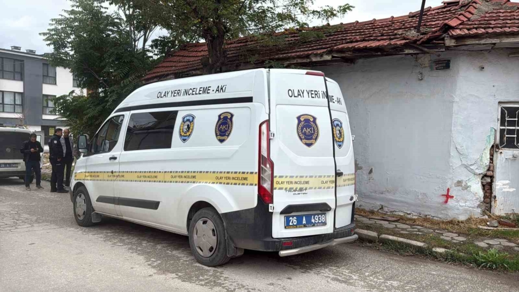 Eskişehir’de berber dükkanını kundaklama girişimi