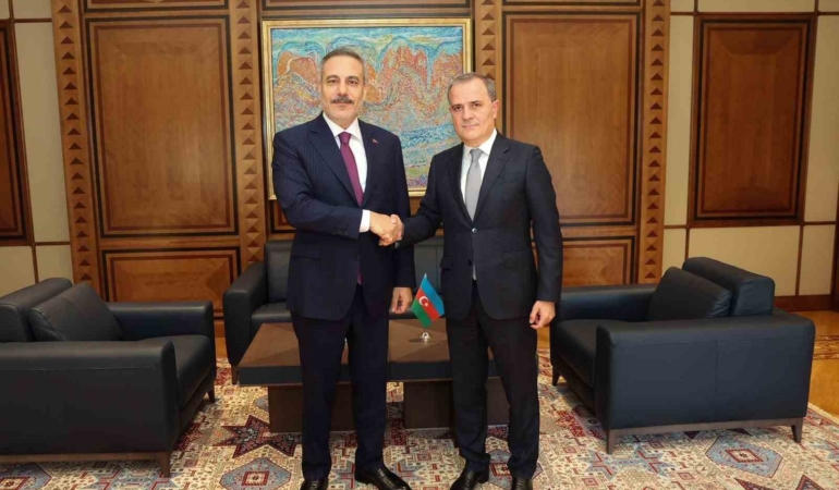 Fidan, Azerbaycanlı mevkidaşı Bayramov ile Bakü’de görüştü
