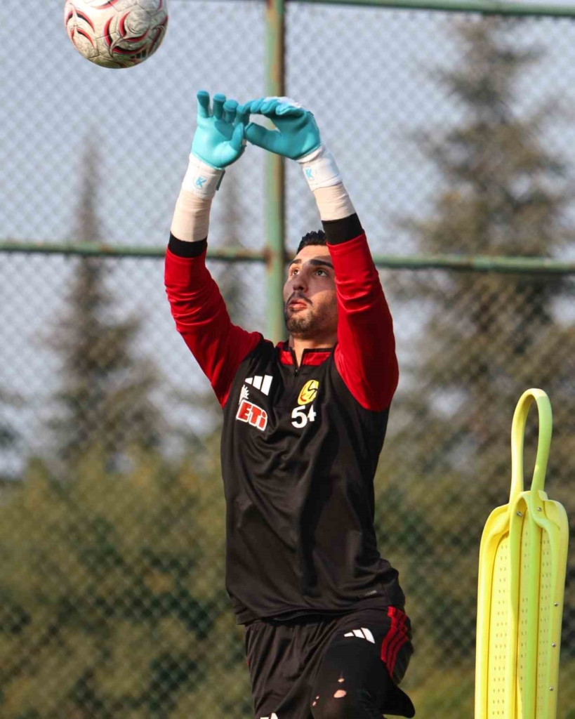 Eskişehirspor, Balıkesirspor maçı için hazırlanıyor
