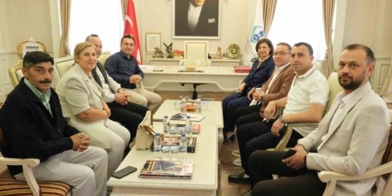 Ünlüce ve Dökmeci Sivrihisar’ın çalışmalarını değerlendirdi
