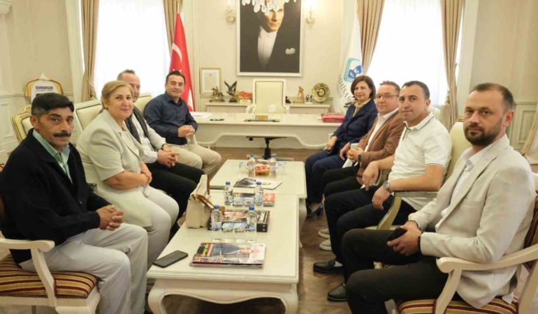 Ünlüce ve Dökmeci Sivrihisar’ın çalışmalarını değerlendirdi