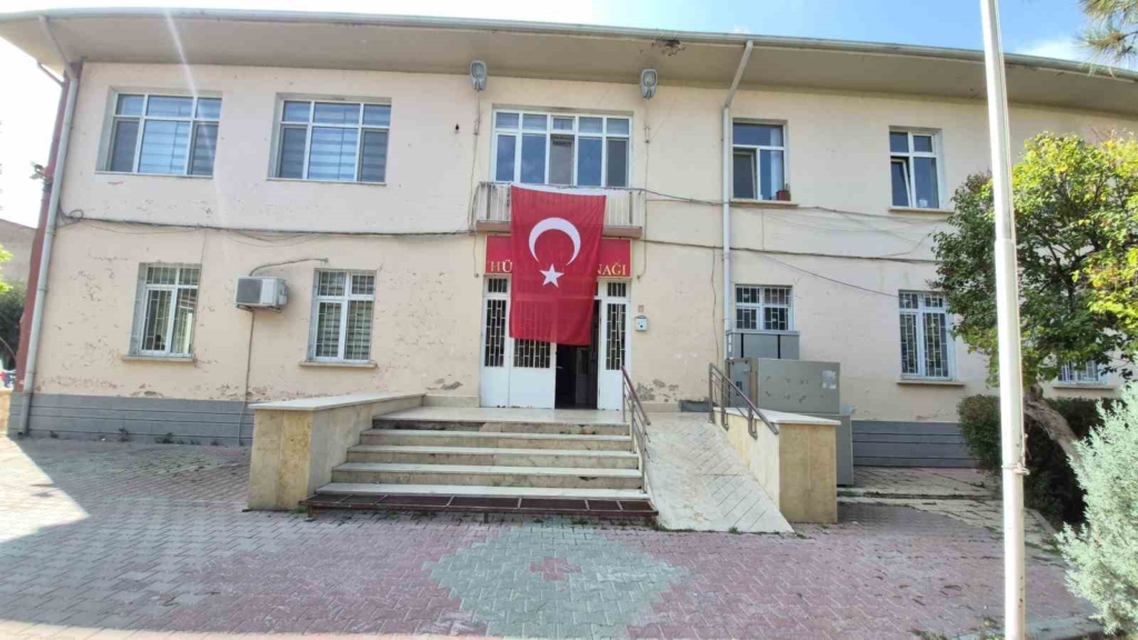 Oto galerici gencin ölümüyle ilgili 2 şüpheli tutuklandı