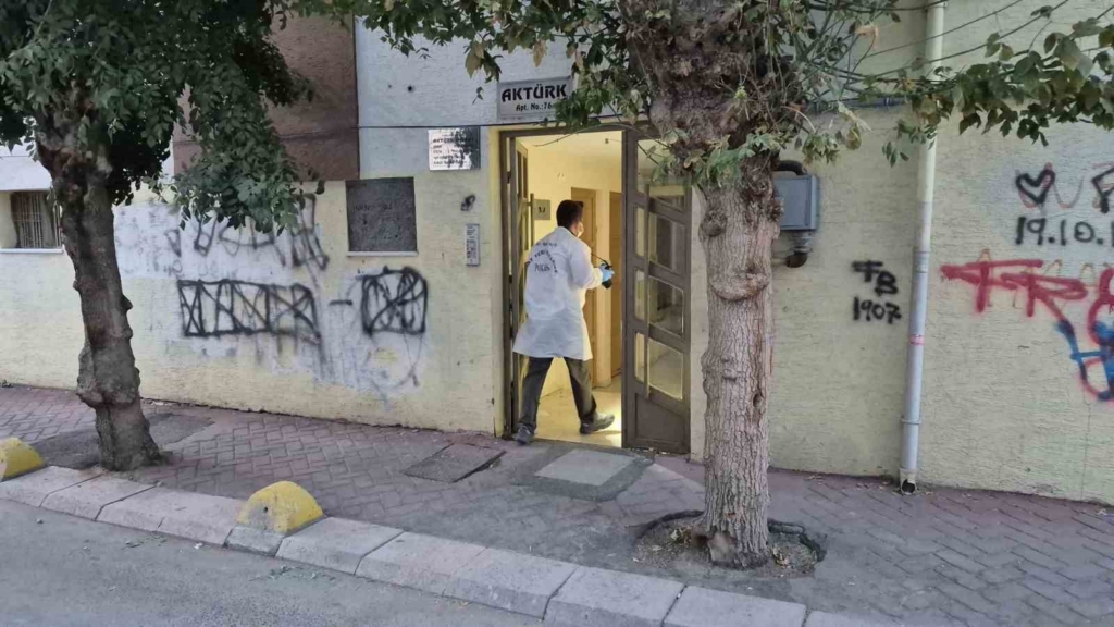 Eskişehir’de apartman deposunda şüpheli ölüm