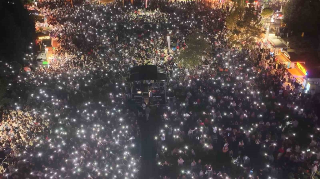 Uluslararası Eskişehir Porsuk Festivali 4’üncü gününde de coşkuyla sürdü