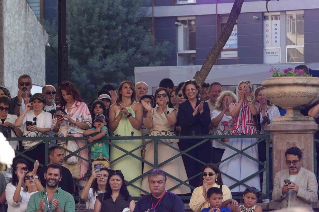 Uluslararası Eskişehir Porsuk Festivalin’de renkli günler sürüyor
