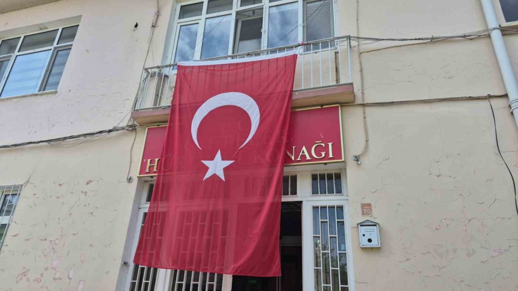 Oto galerici gencin ölümünün 3 şüphelisi adliyeye sevk edildi