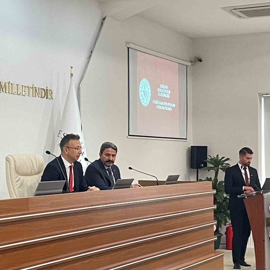 Eskişehir’de ’4. Kamu Spor Oyunları İstişare Toplantısı’ yapıldı