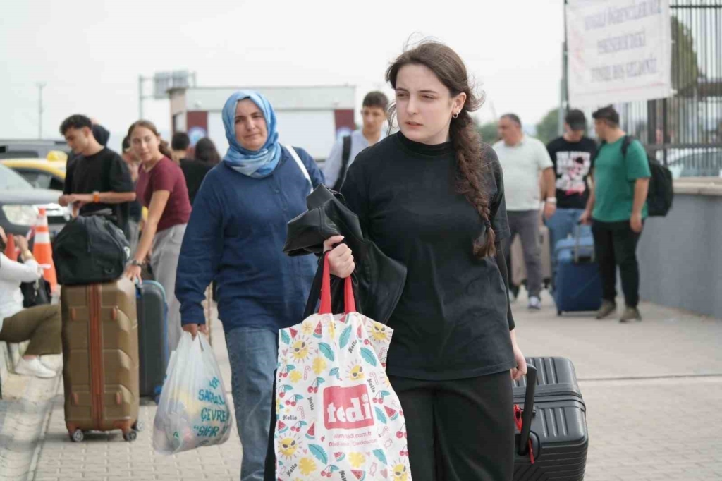 Yeni eğitim-öğretim döneminde Eskişehir’e gelen öğrenciler yurtlara yerleşti