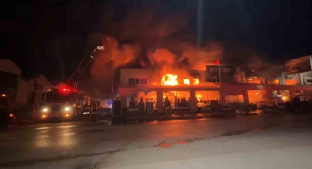 Eskişehir’de sanayi sitesindeki dükkanda korkutan yangın