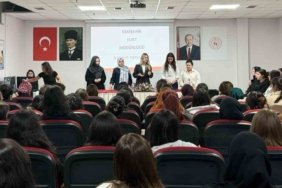 Eskişehir GSB yurtlarına yeni yerleşen öğrencilerle iletişim toplantısı düzenlendi