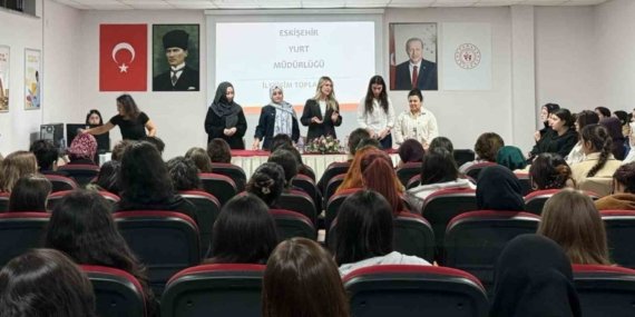 Eskişehir’de GSB yurtlarına yeni yerleşen öğrencilere bilgilendirme