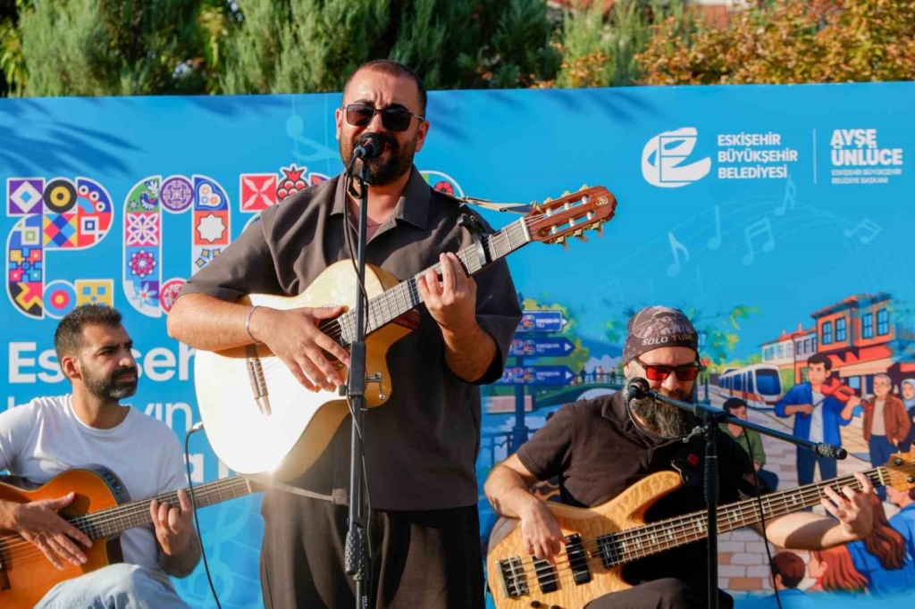 ’İskele 26’ birinci yaşını kutladı