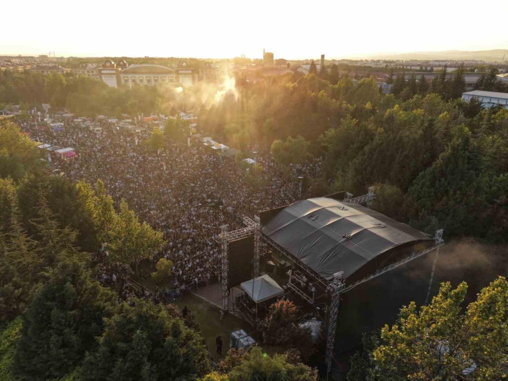 Eskişehir Gastro Fest’te 3 günde 12 sanatçı sahne alacak