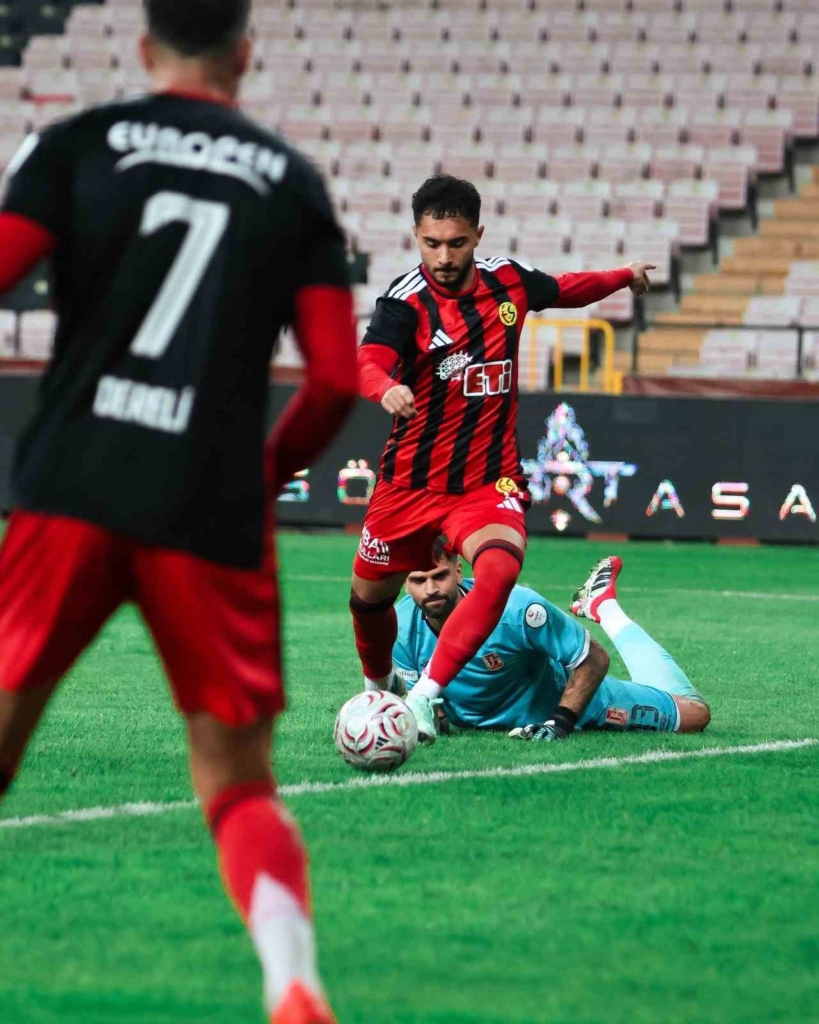 TFF 3. Lig: Eskişehirspor: 7 - Balıkesirspor: 1