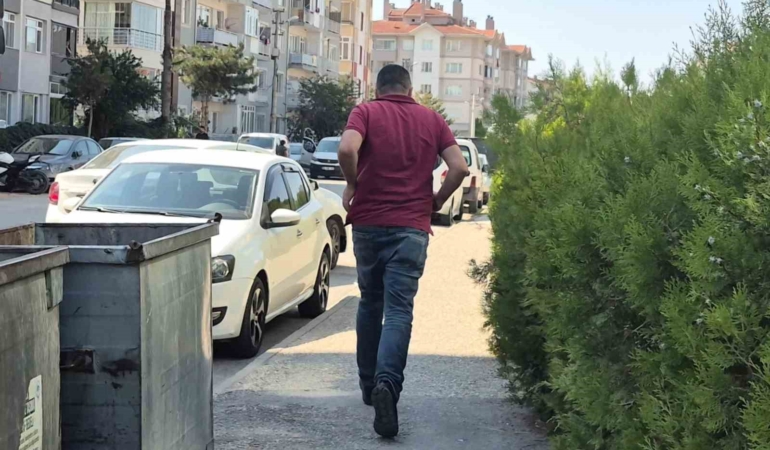 Eskişehir’de bahçe yangını büyümeden söndürüldü, çocuklar kaydetti