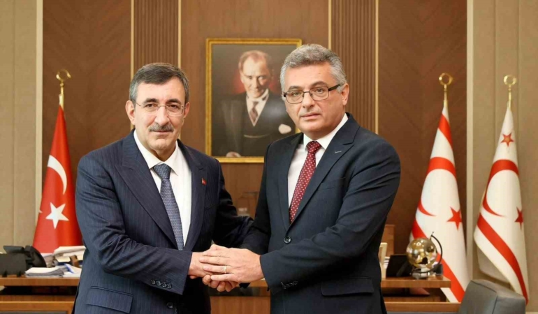 KKTC Cumhurbaşkanı Erhürman, Cumhurbaşkanı Yardımcısı Yılmaz ile görüştü